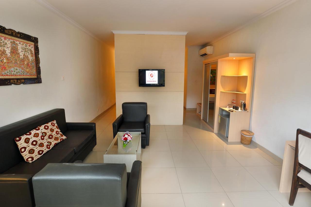 Puri Saron Hotel Seminyak Экстерьер фото