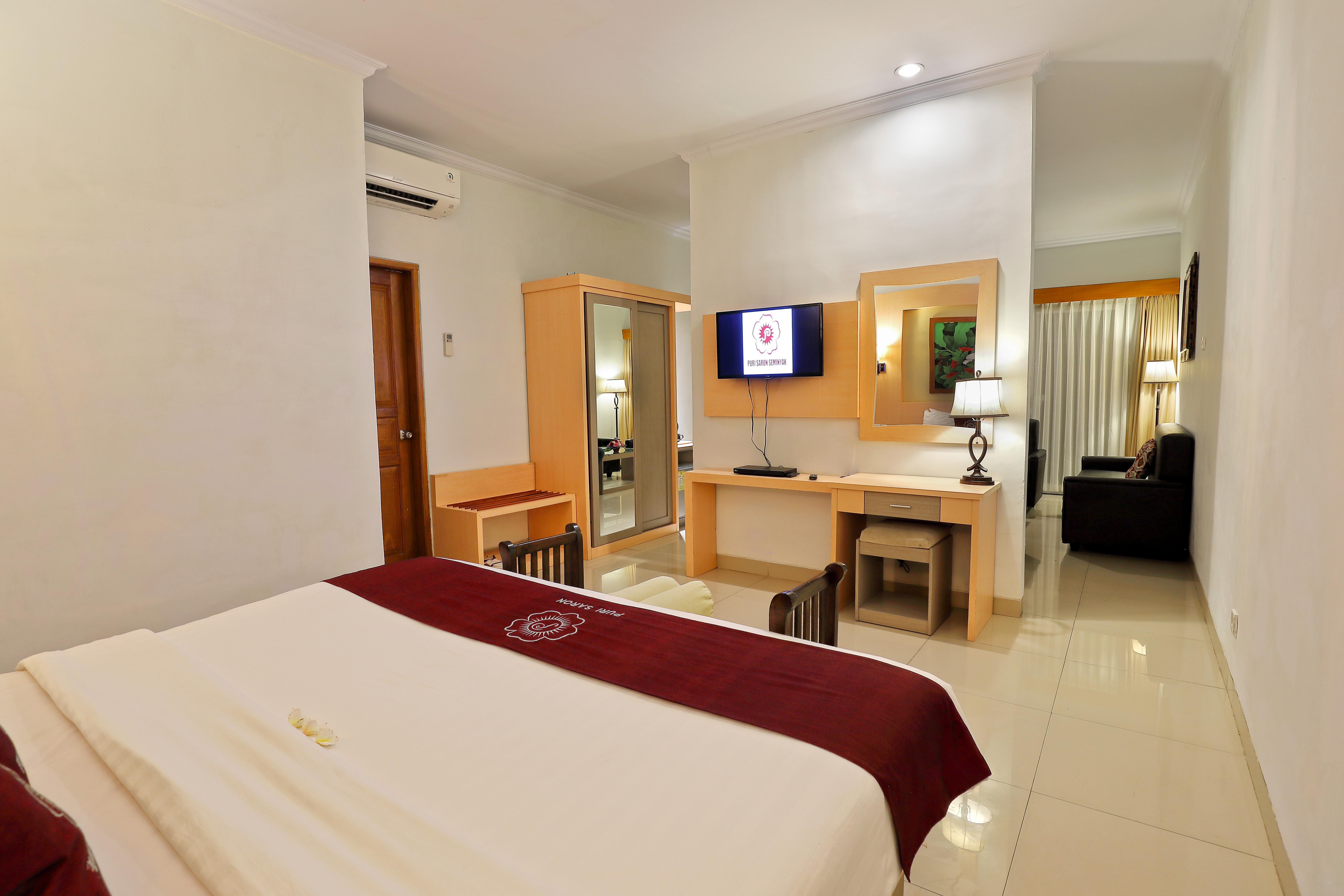Puri Saron Hotel Seminyak Экстерьер фото