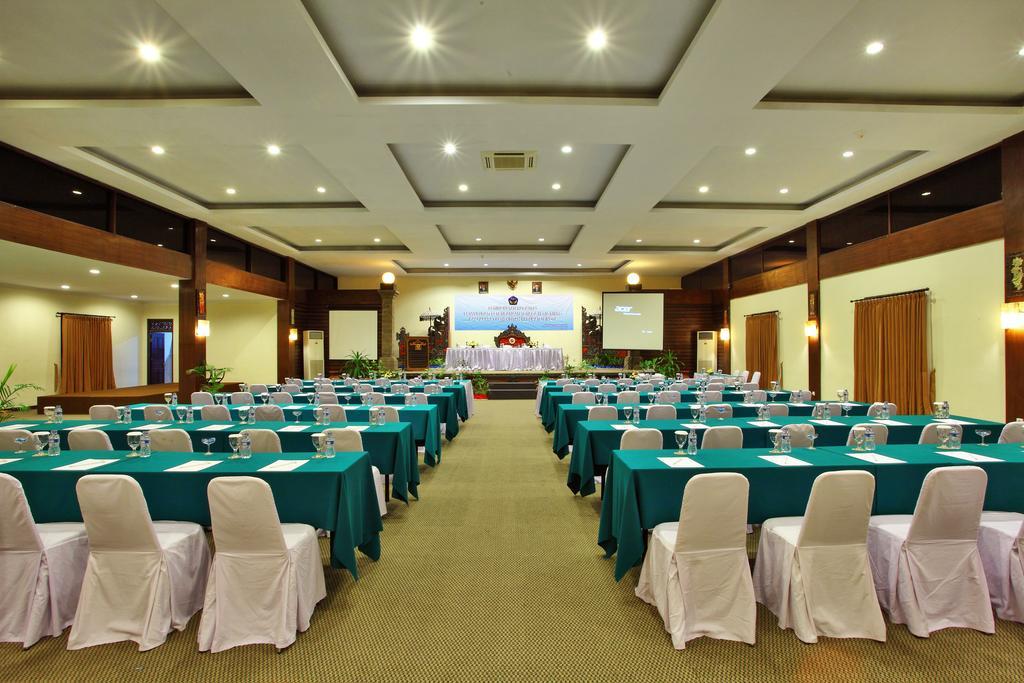 Puri Saron Hotel Seminyak Экстерьер фото