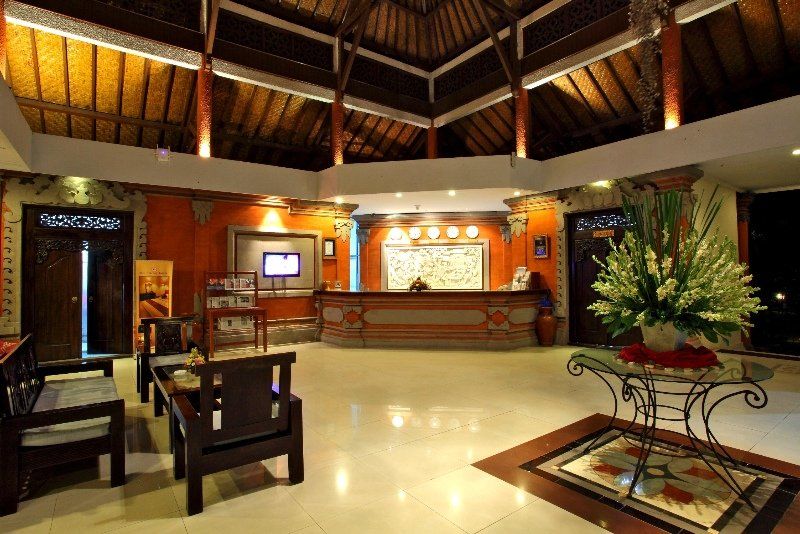 Puri Saron Hotel Seminyak Экстерьер фото
